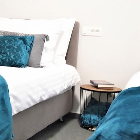 Smart Hostel Славонски брод Екстериор снимка
